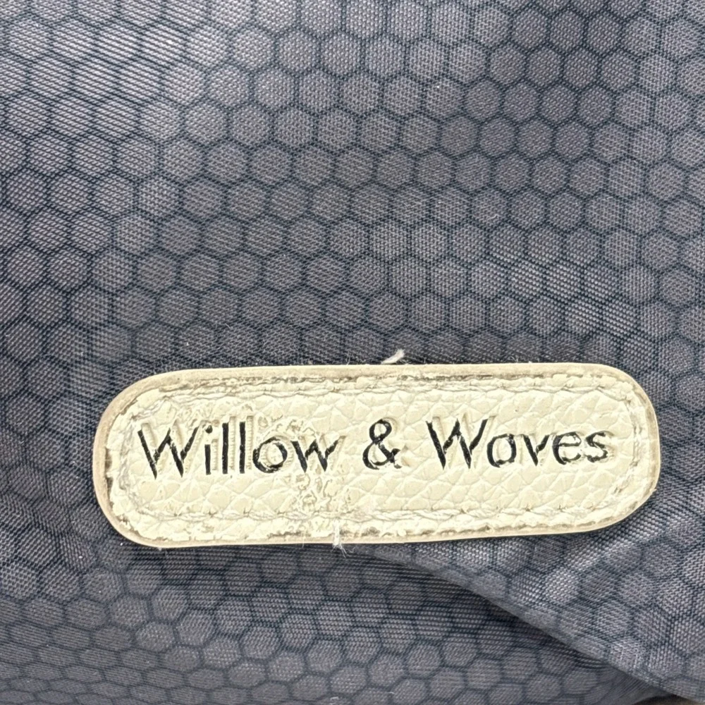 Willow & Woves Back Pack Changing Station Diaper Bag Dark Gray pre- Owned‎